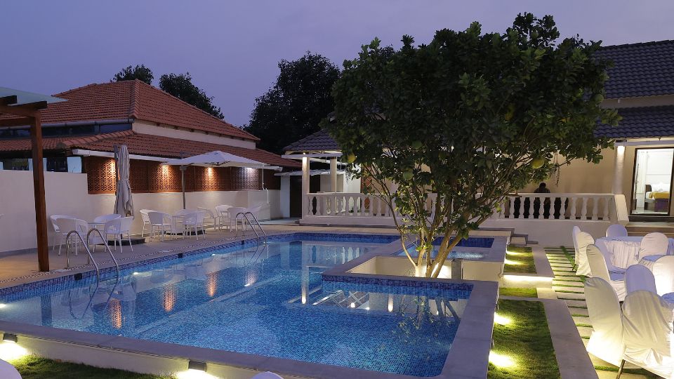 The Secret Mirage - Private Retreat in bangalore - Swimmng pool shot